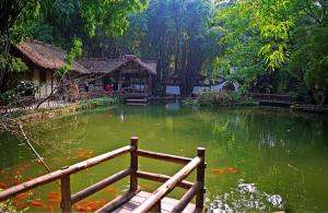 Du Fu Thatched Cottage